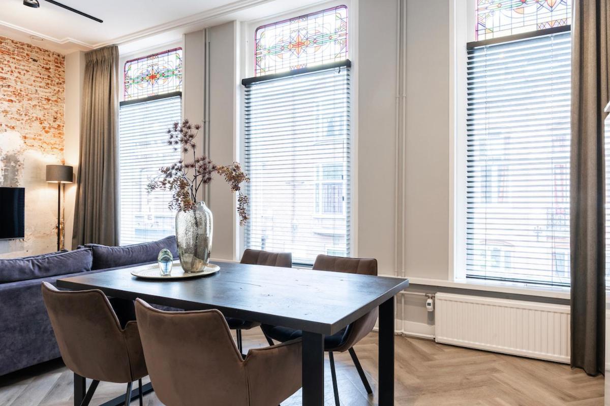 Xxl Loft With Bath Located Stadsvilla 튈뷔르흐 외부 사진
